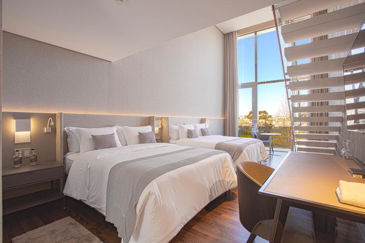 Suryaa Hotel Pinhais, Curio Collection By Hilton Exterior foto