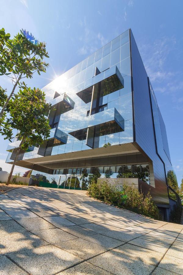 Suryaa Hotel Pinhais, Curio Collection By Hilton Exterior foto