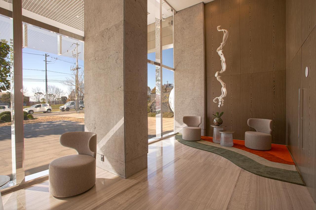 Suryaa Hotel Pinhais, Curio Collection By Hilton Exterior foto