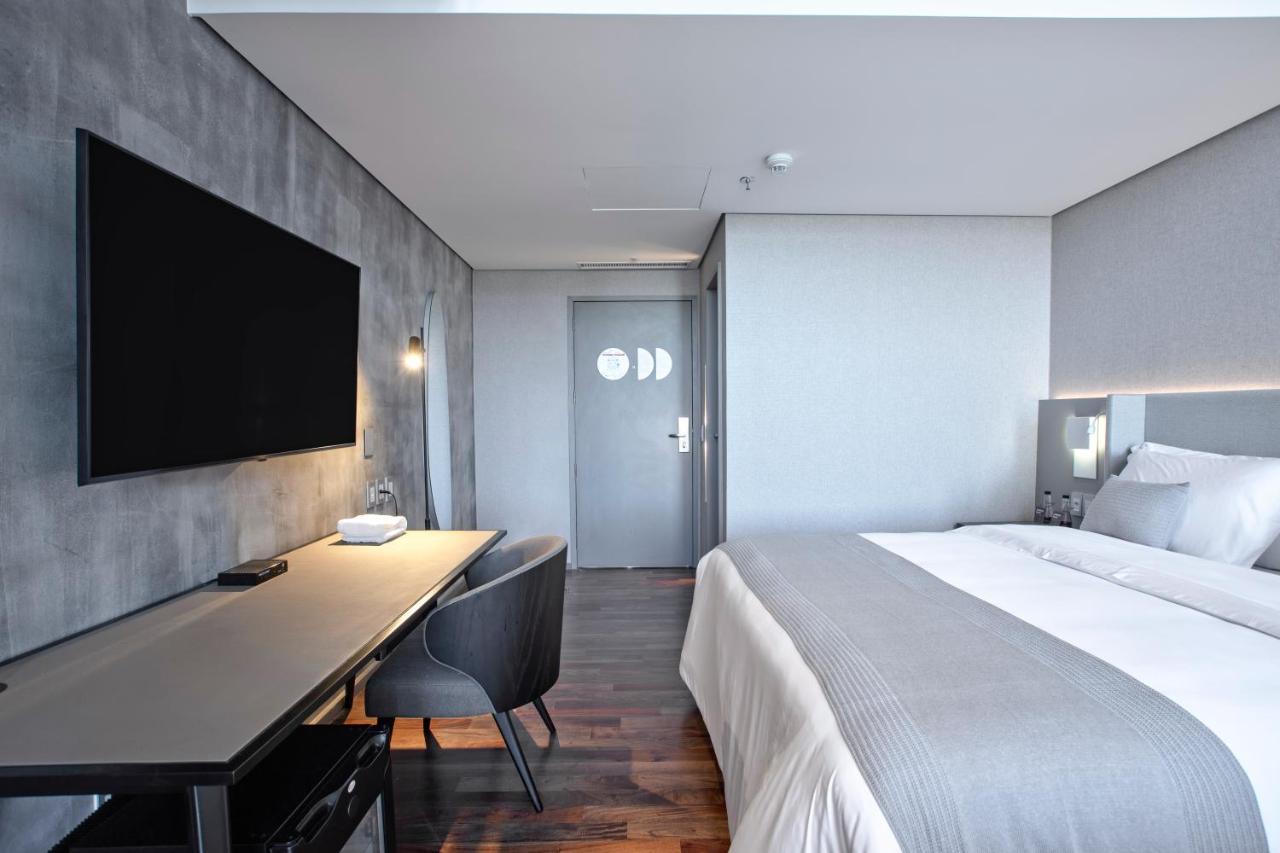 Suryaa Hotel Pinhais, Curio Collection By Hilton Exterior foto