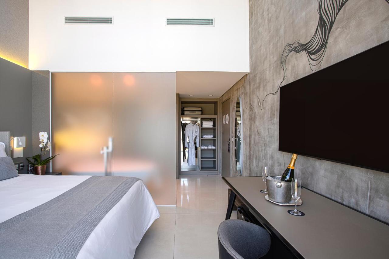 Suryaa Hotel Pinhais, Curio Collection By Hilton Exterior foto