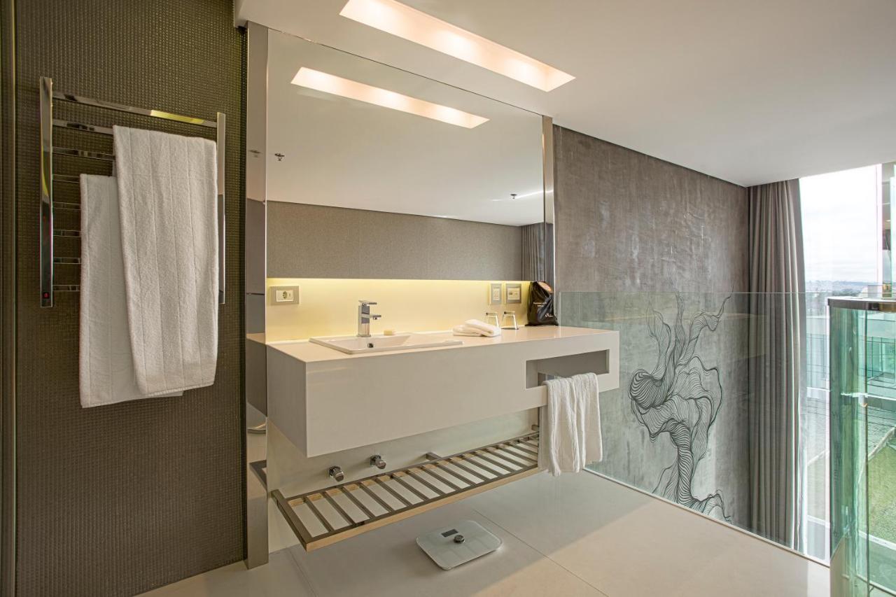 Suryaa Hotel Pinhais, Curio Collection By Hilton Exterior foto