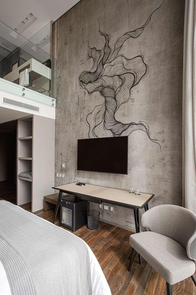 Suryaa Hotel Pinhais, Curio Collection By Hilton Zimmer foto