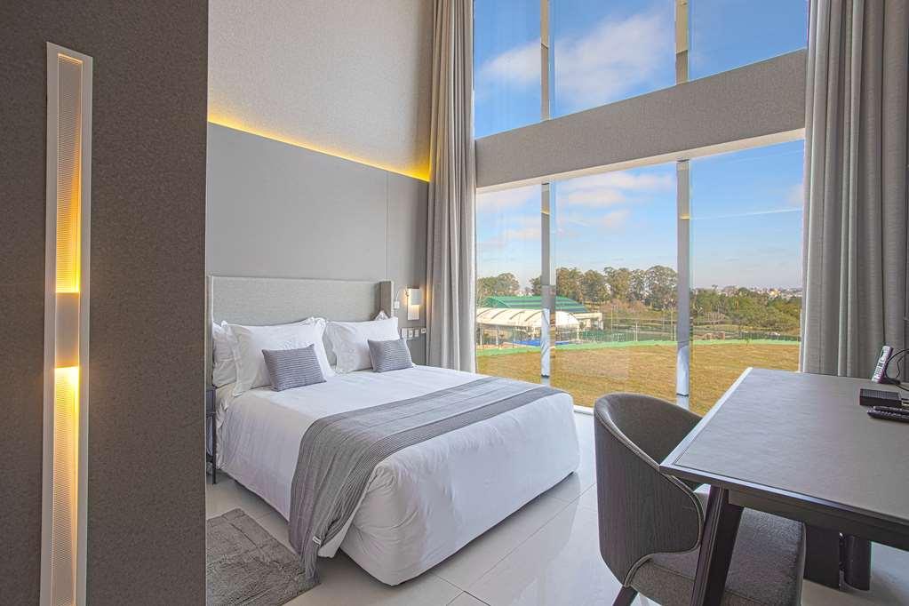 Suryaa Hotel Pinhais, Curio Collection By Hilton Zimmer foto